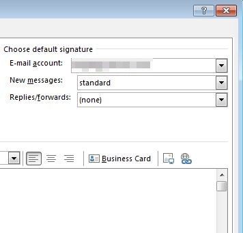 Screenshot of the signature settings in Microsoft Outlook – drop-down buttons for the selection of standard signatures