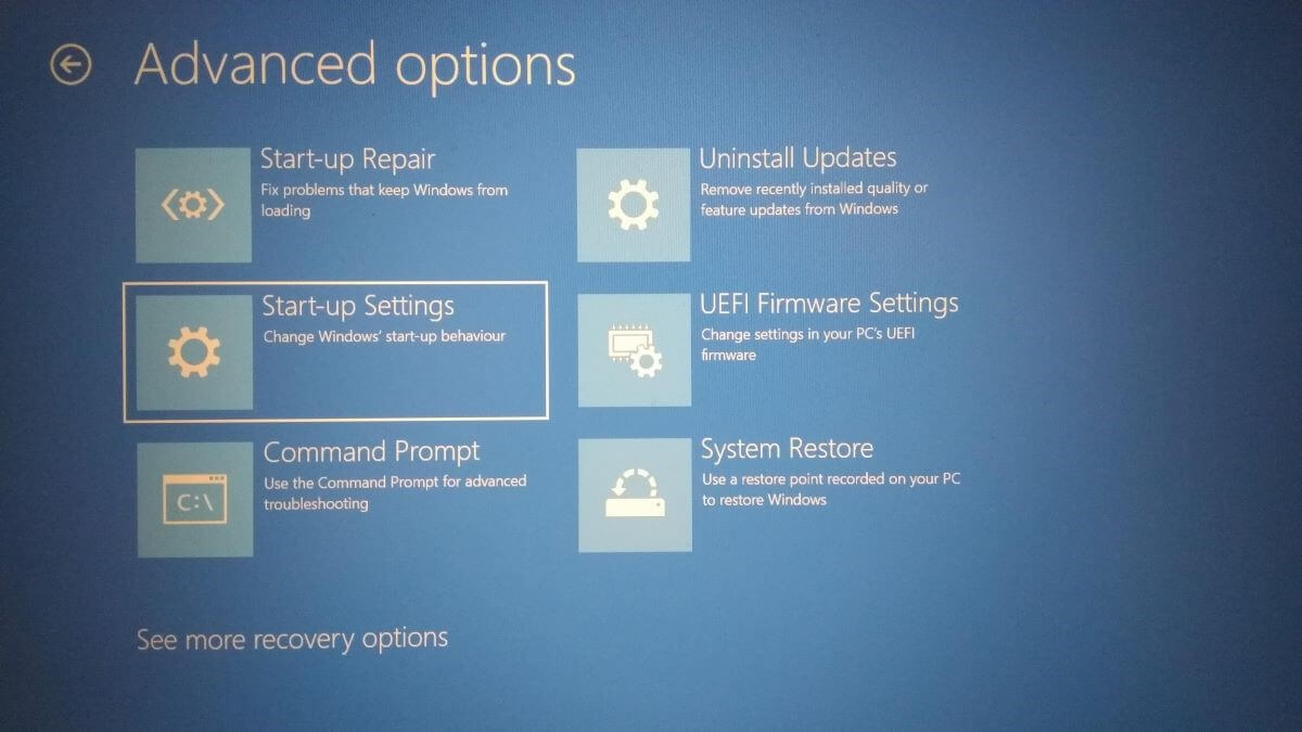 Windows 10 UEFI screenshot – advanced options