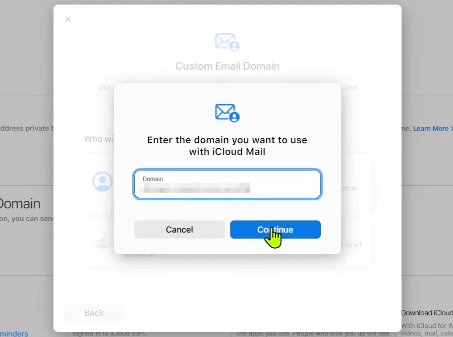 iCloud Mail: Selecting your own mail domain