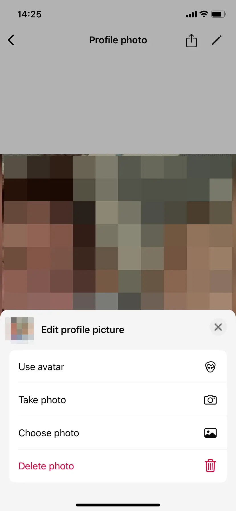 Image: Screenshot of editing a profile picture on iOS