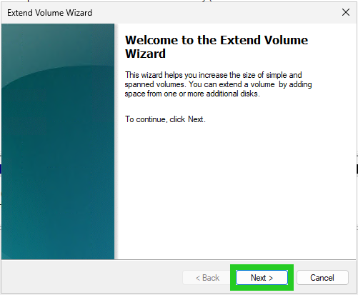 The Extend Volume Wizard with the Next button highlighted.