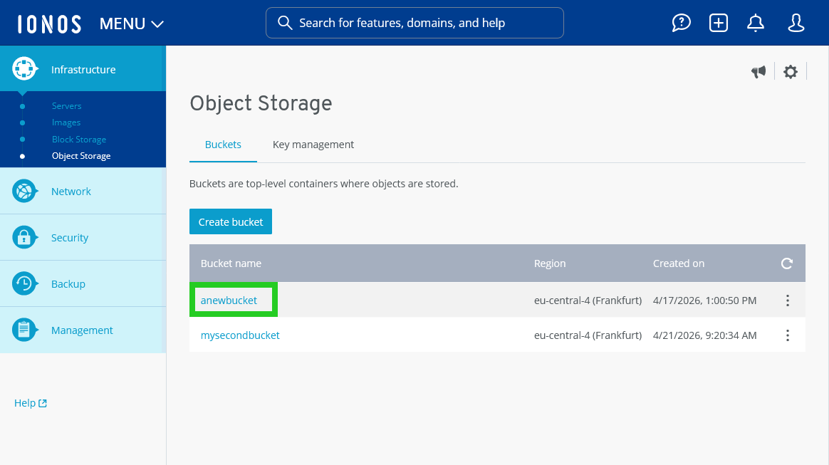 A bucket is highlighted in the Object Storage section of the Cloud Panel.